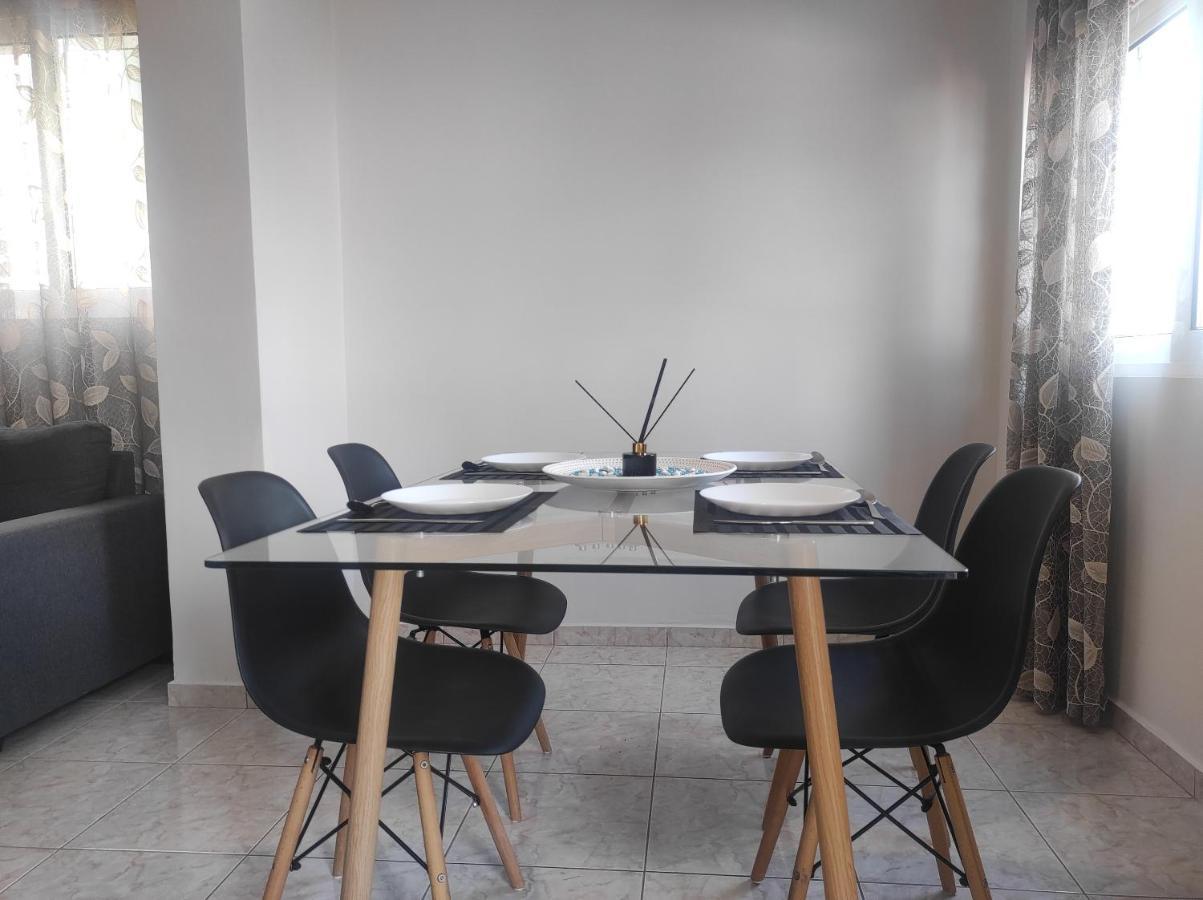 Nickthegreekapartment Galatas  Ngoại thất bức ảnh