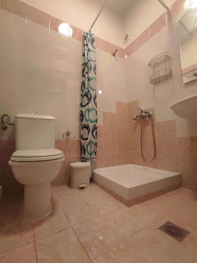 Nickthegreekapartment Galatas  Ngoại thất bức ảnh