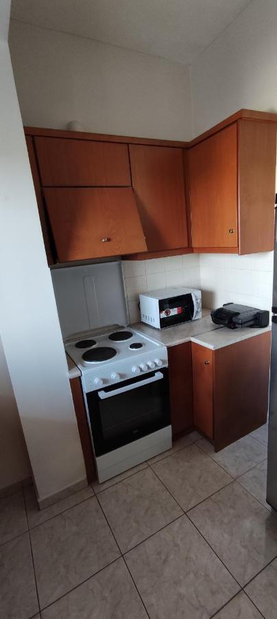 Nickthegreekapartment Galatas  Ngoại thất bức ảnh
